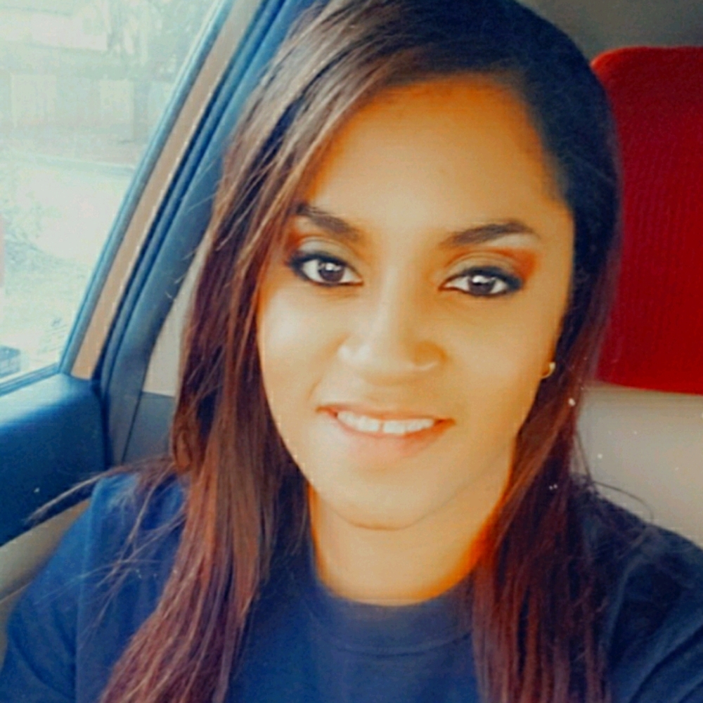 Meet your Posher, Crystal